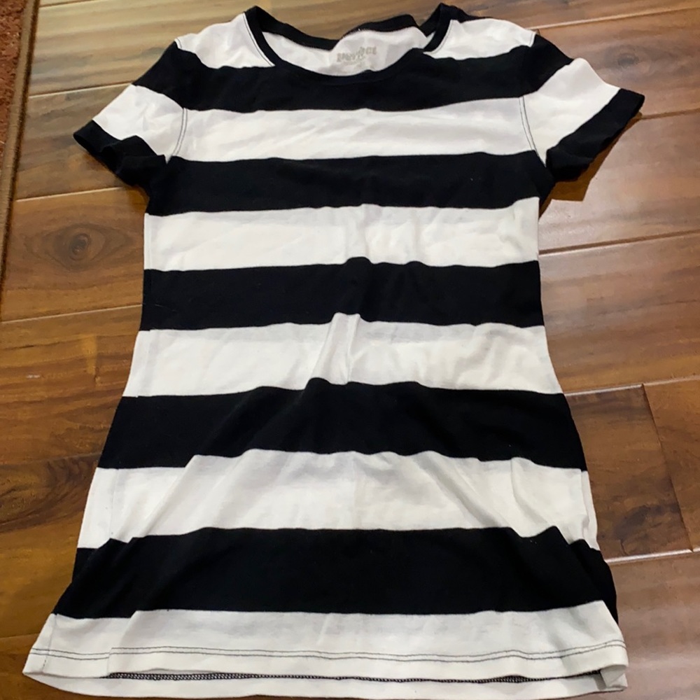 Women’s small black and white striped shirt